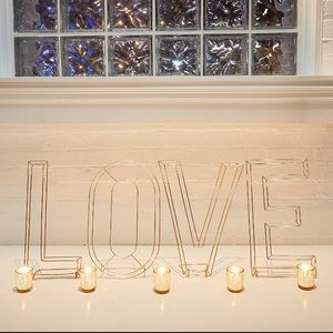 LOVE wedding decor